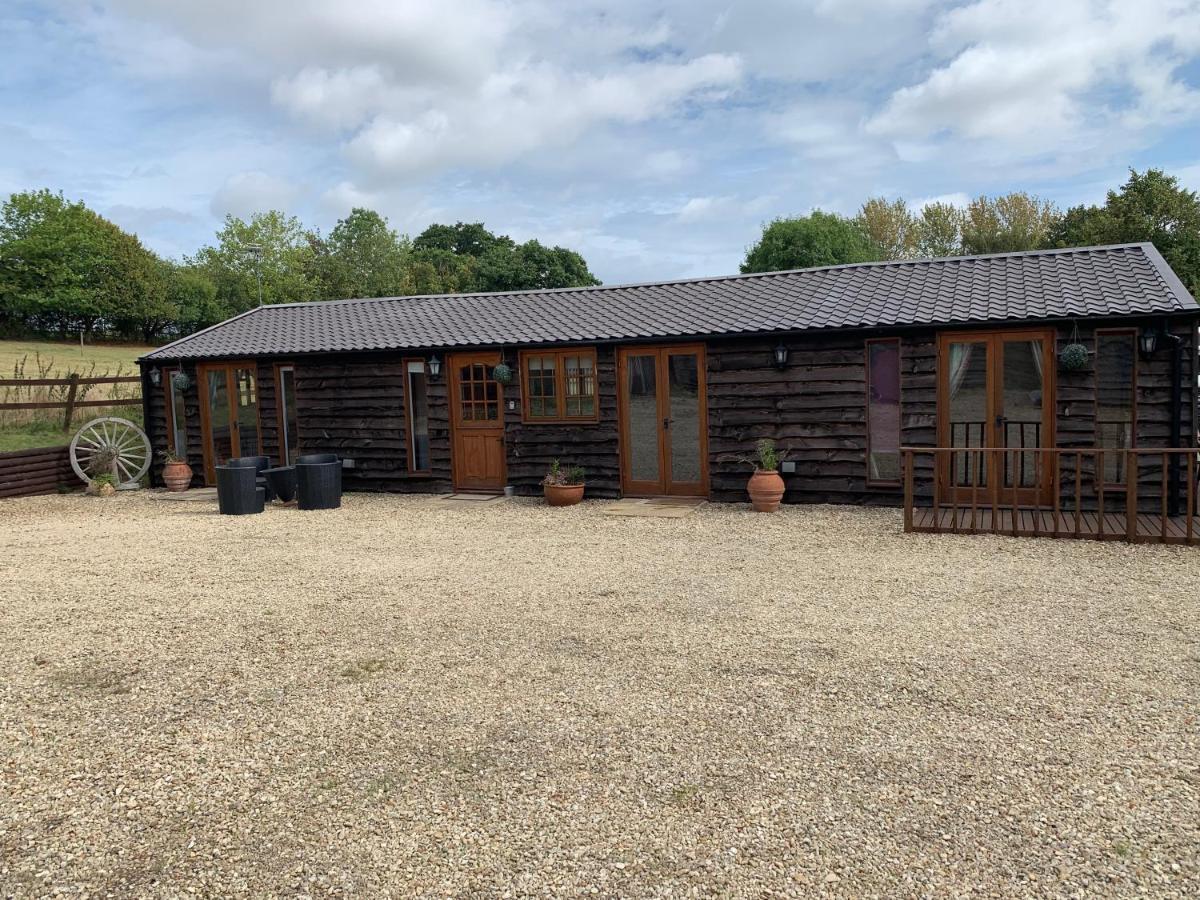 Stable 2 Bedrooms * Horspath